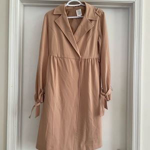 Lauren Conrad trenchcoat